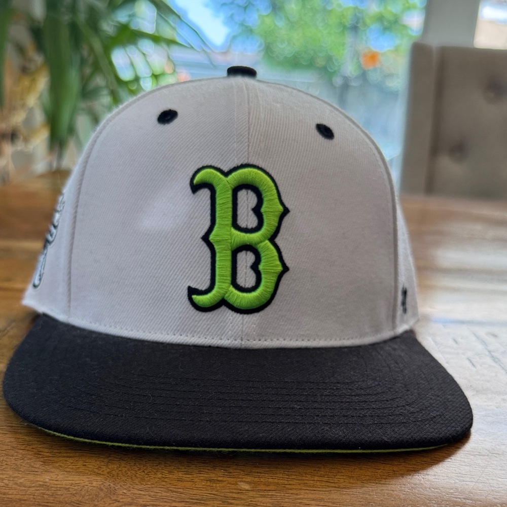 Boston Redsox SnapBack lime green